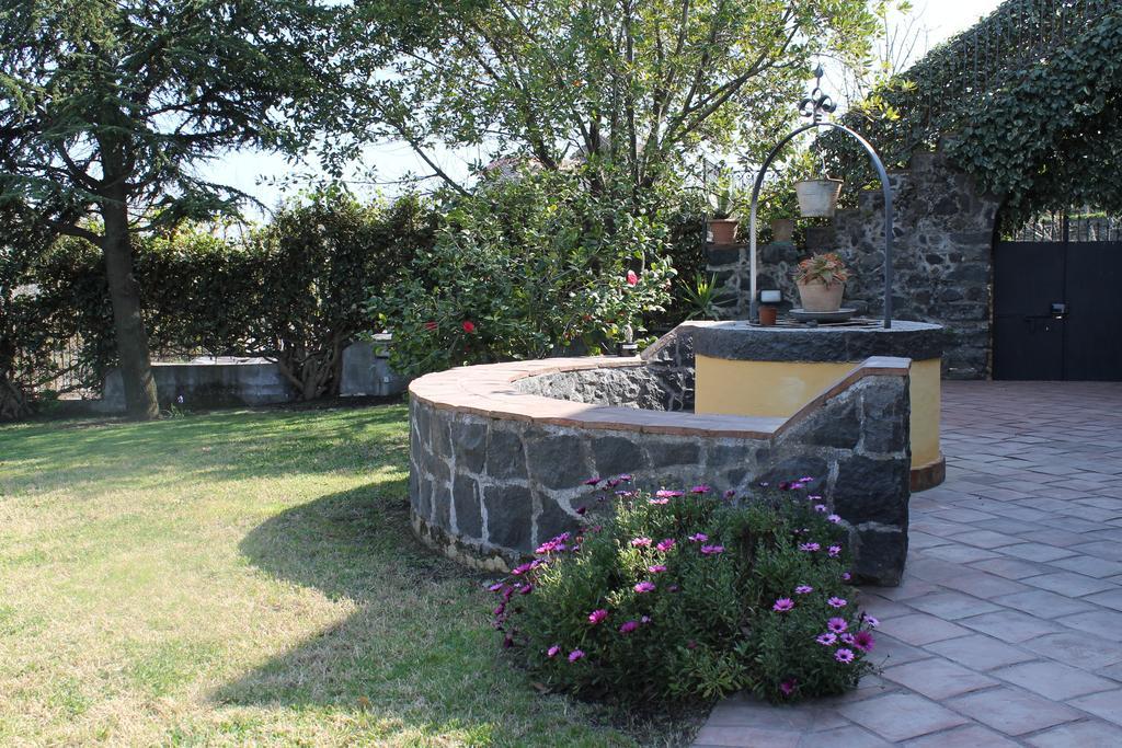 B&B Villa Loriana Мило Екстериор снимка